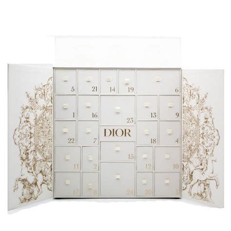 dior kerst set|Le 30 Montaigne Adventskalender .